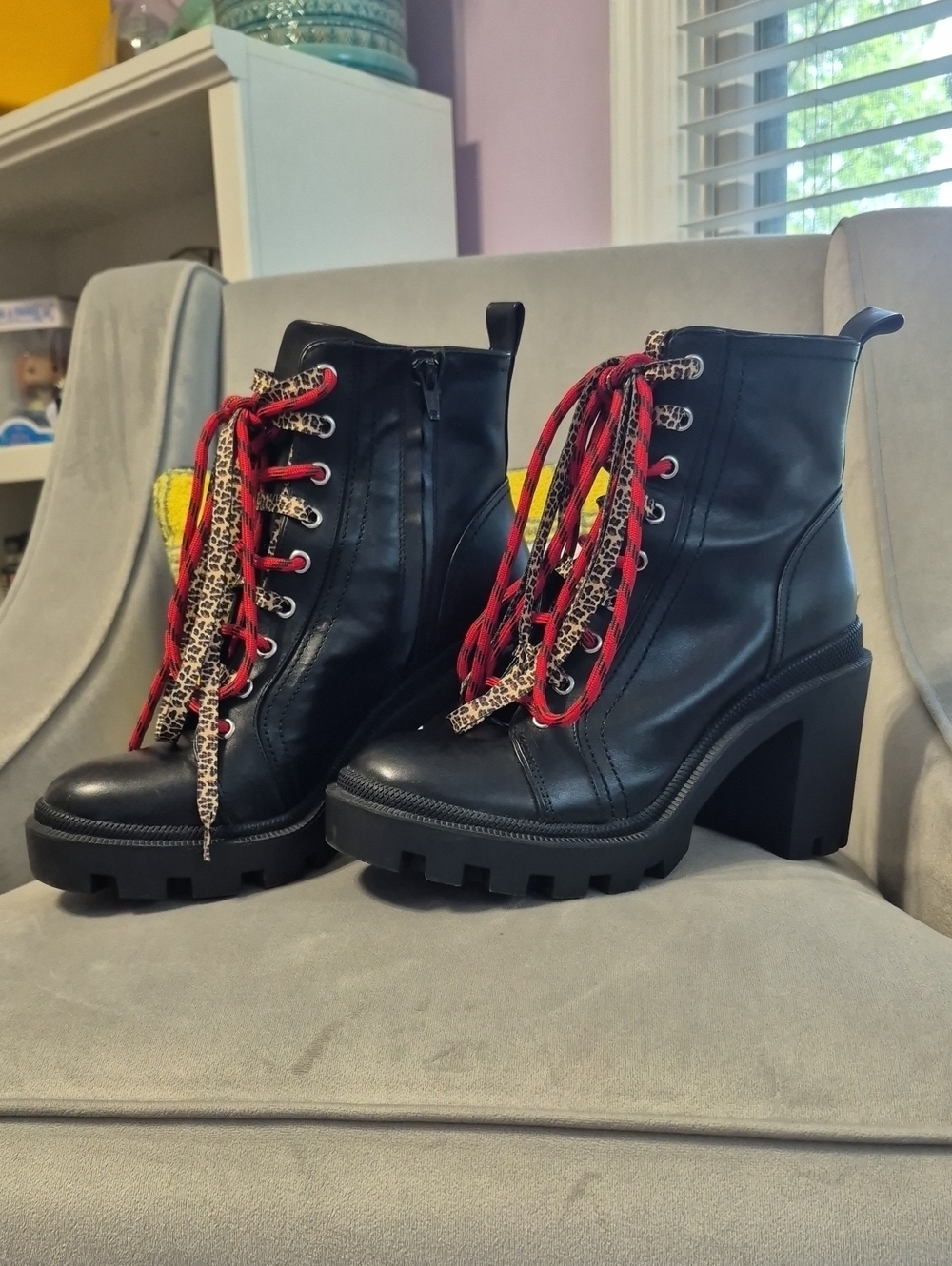 GIANNI BINI Ryedderr Chunky Black Leather Combat Boots with Dual Laces - Picture 2 of 8